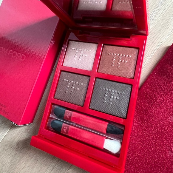 Tom Ford Eye Color Quad Eyeshadow Palette - Picture 2 of 7